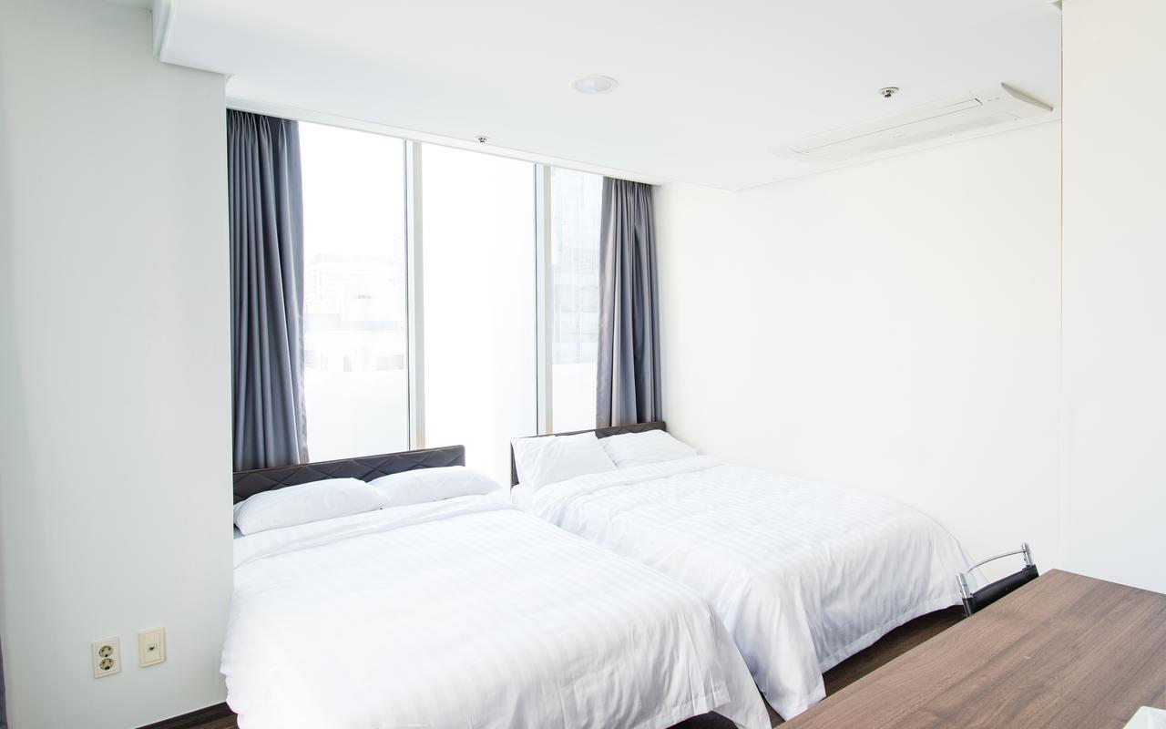 Hotel Arinus Shinchon Szöul Kültér fotó